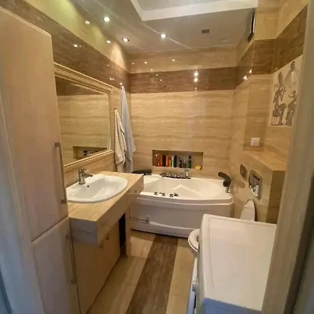 Apartament *